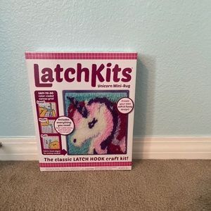 Latch kits unicorn mini rug